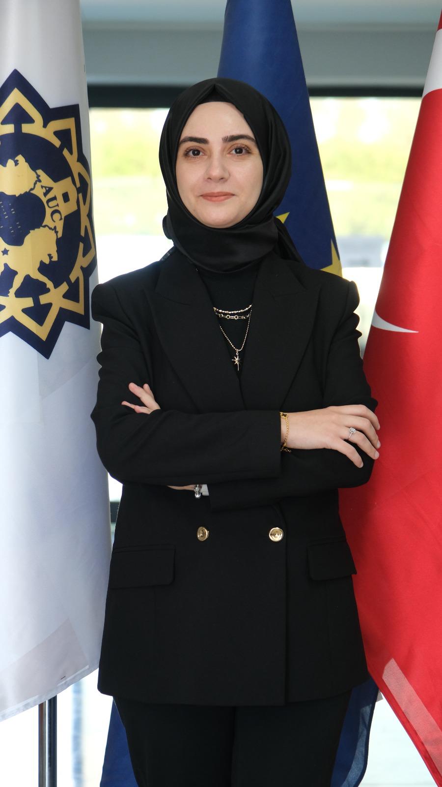 Doç. Dr. Sena CEYHAN